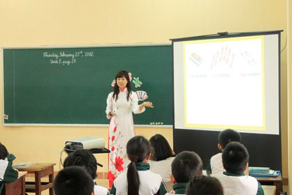 Thế nào là một nhà giáo giỏi ? Một giáo viên giỏi phải như thế nào? 